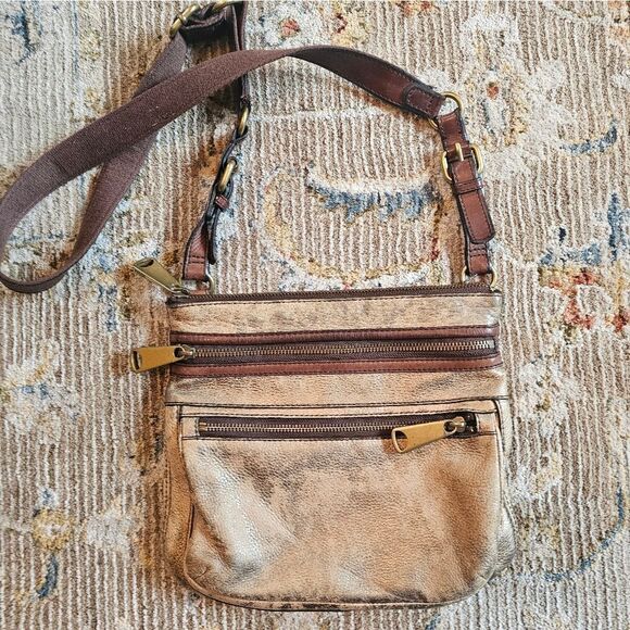FOSSIL Purse Explorer "Antiqued" Gold Leather Crossbody, excellent condition - Picture 1 of 10